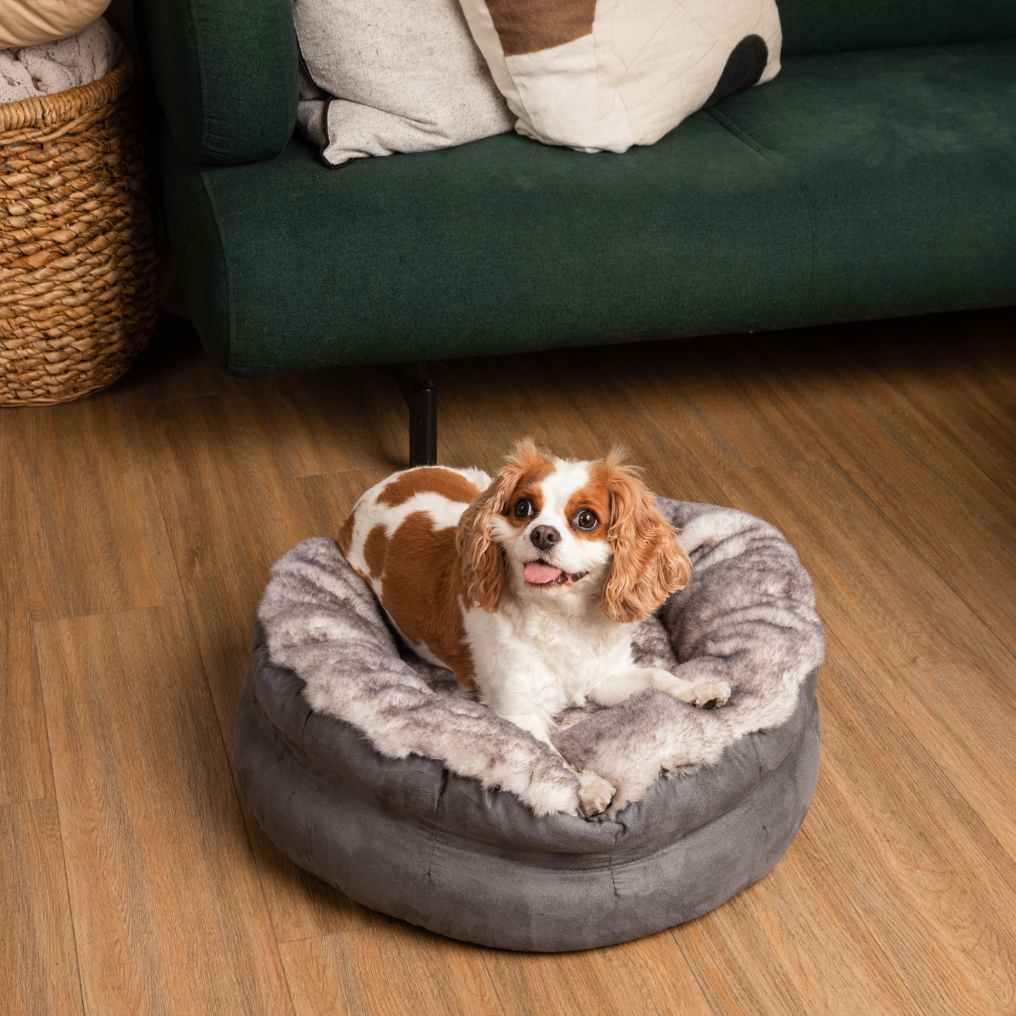 PupPouf™ Luxe Faux Fur Donut Dog Bed - Ultra Soft Chinchilla