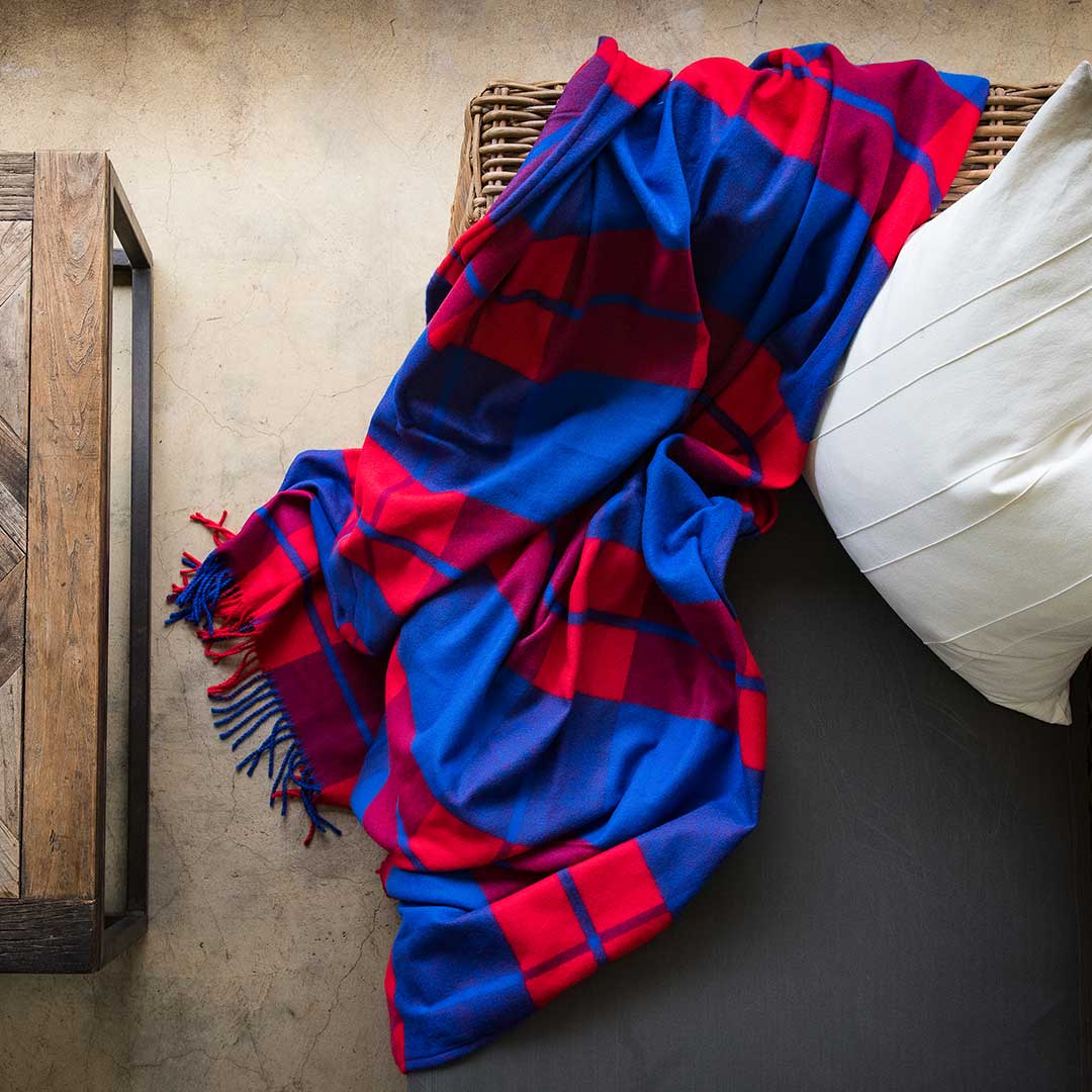 Jackielyna AfricanTribal 100% Acrylic Masai Maasai Shuka Blankets Bedspread  Throw over Picnic Mat